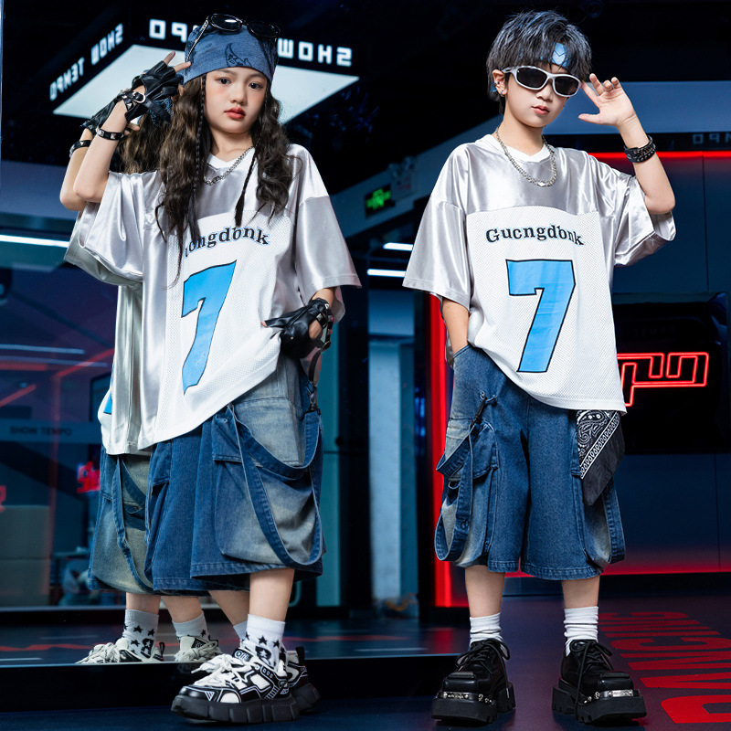 Street Fashion Show - ชุดฮิปฮอปสตรีทแดนซ์สุดเท่สำหรับเด็กผู้ชาย ชุดแฟชั่นฮิปฮอปสำหรับเด็ก ชุดแสดงกลองบนเวทีสำหรับฤดูร้อน