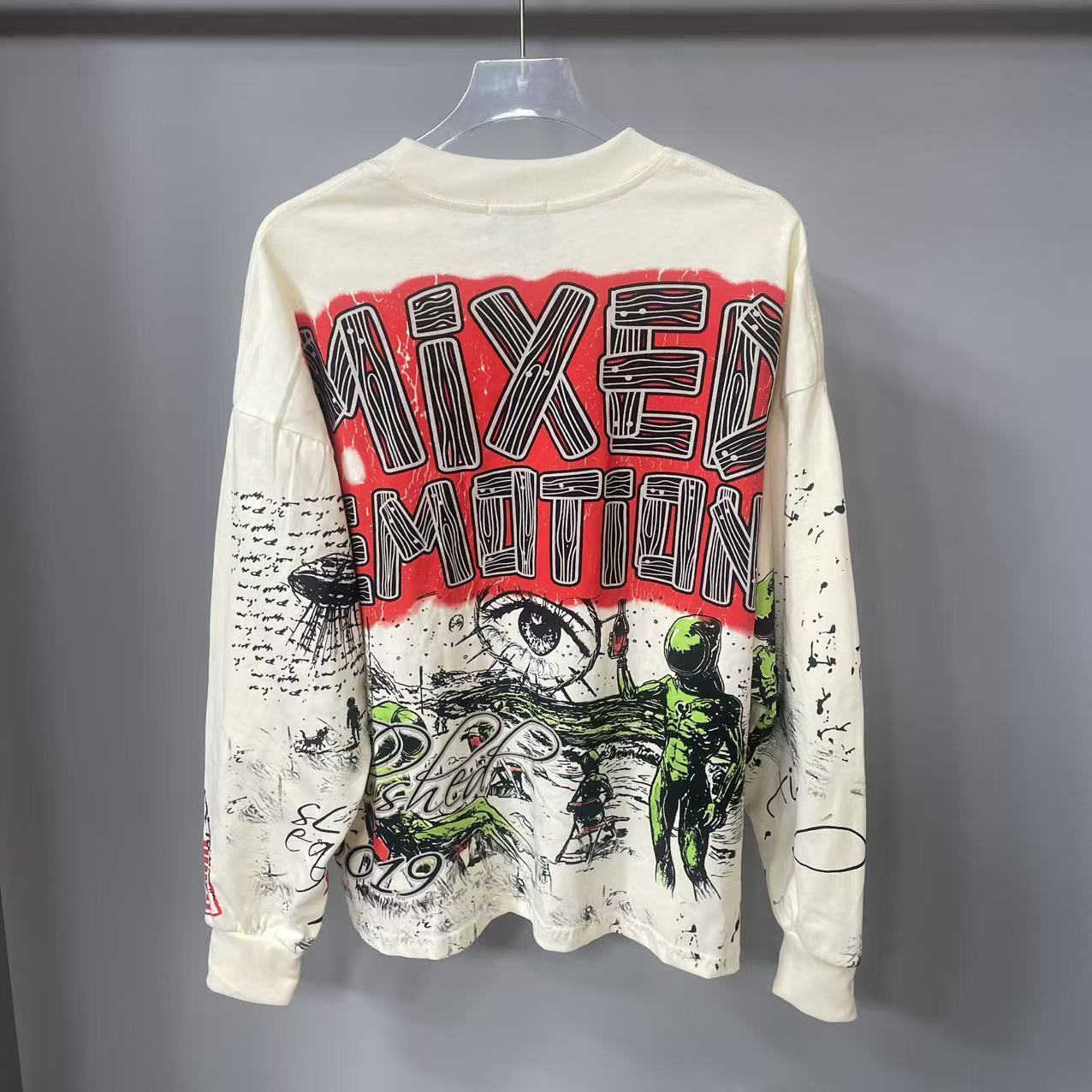 เสื้อยืดแขนยาวดีไซน์เนอร์คุณภา - Street Fashion Us บทวิจารณ์และราคา
